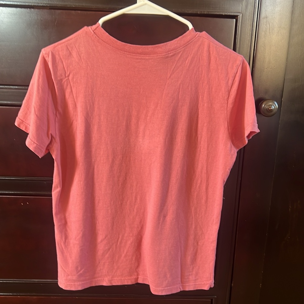 Brandy Melville The Hamptons' T-Shirt - Picture 2 of 2